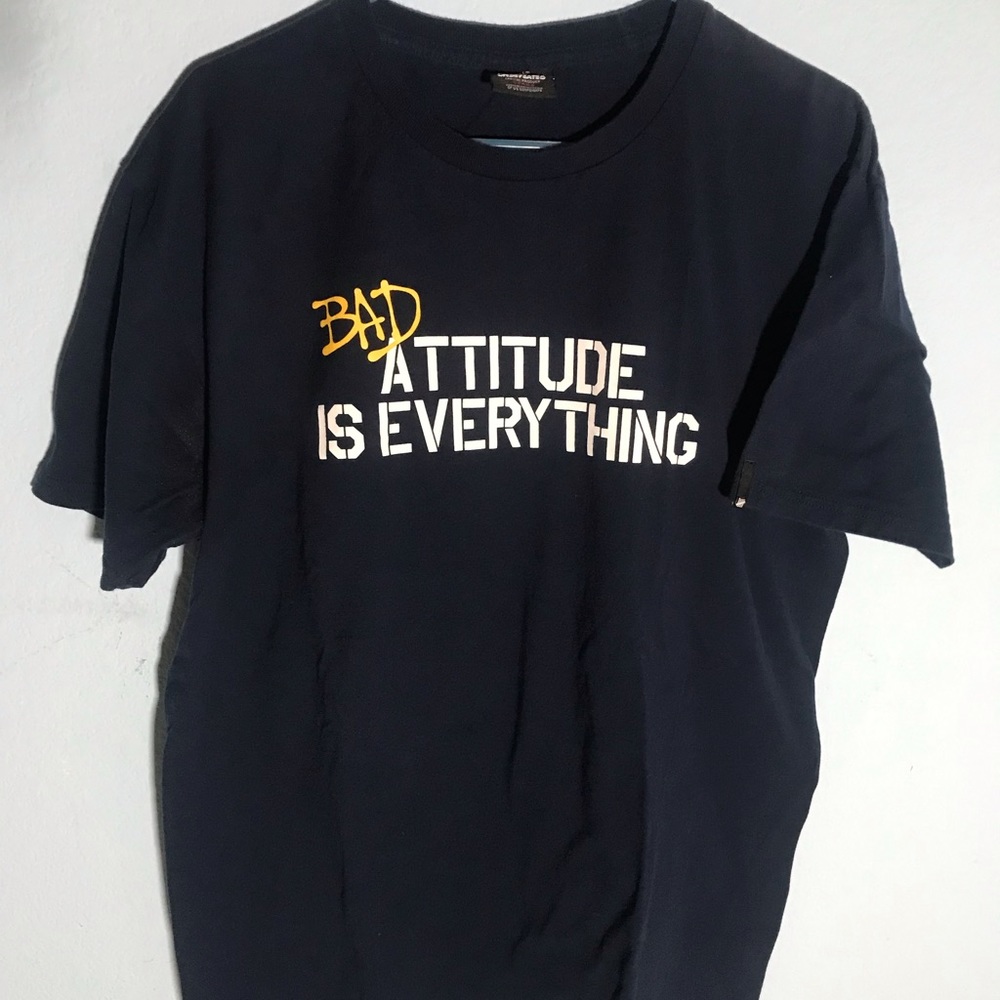 Undefeated shirt size large
